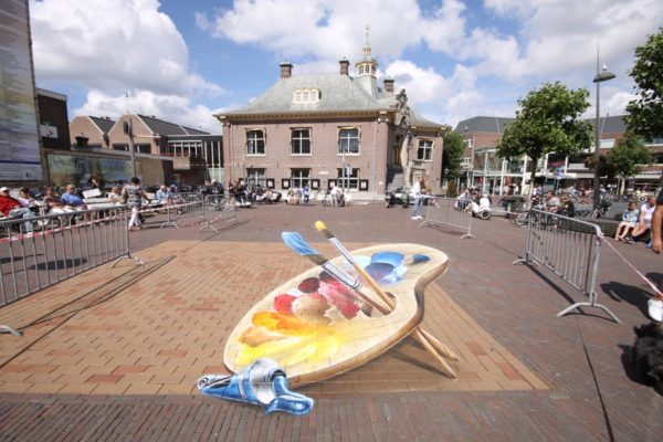 Anamorphose painting during a street painting festival