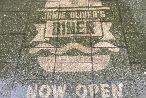 Reversed graffiti campagne Jamies