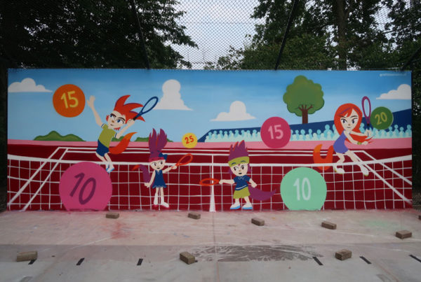 Pintura de la pared cancha de tenis