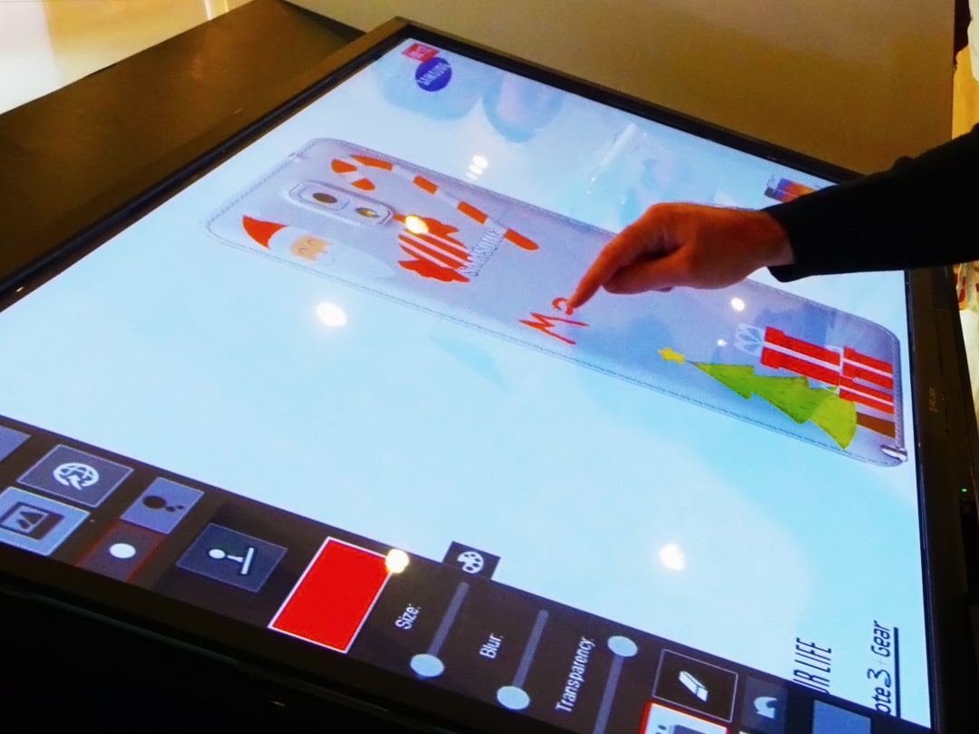 Touchscreen graffiti TV