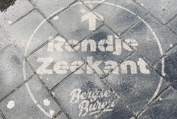 Ren graffiti reklame Bergen op Zoom