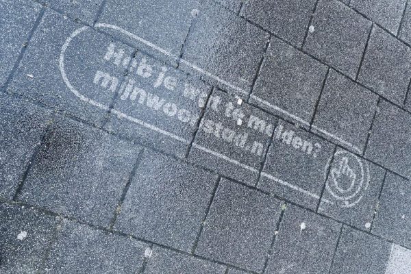 Clean graffiti reclame Mijnwoonstad.nl
