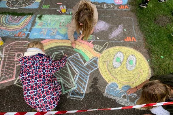 Sidewalk chalk workshop in Waddinxveen