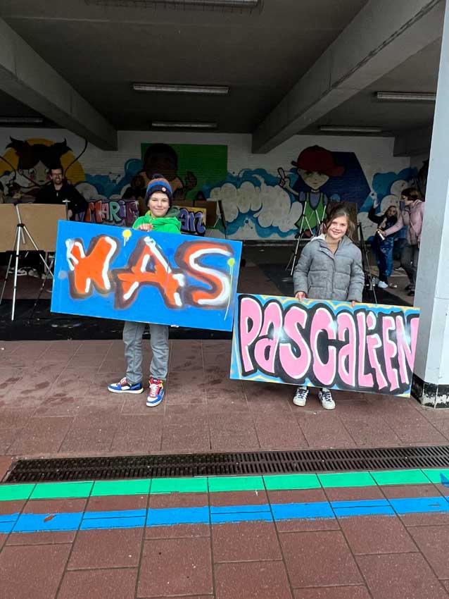 Graffiti tijdens Kinderkunstendag Wemel