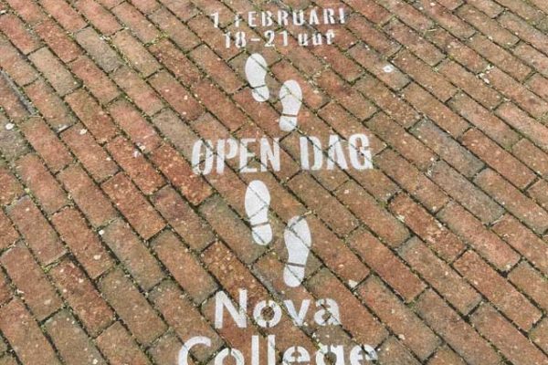 Tijdelijke krijt uitingen Nova College