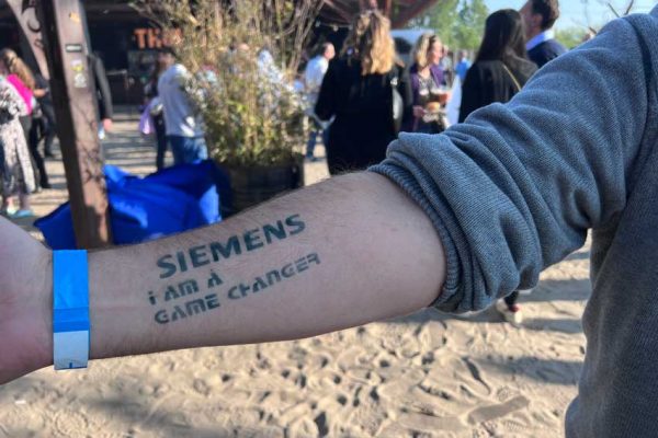 Airbrush tattoos tijdens Siemens event