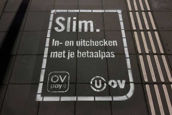 Qbuzz straatreclame campagne in Utrecht