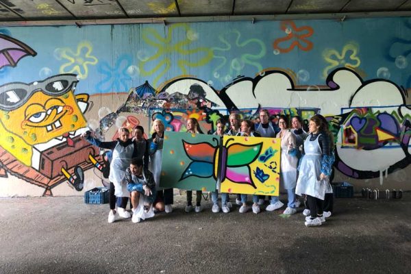 Graffiti spuiten als afdelingsuitje GLPG