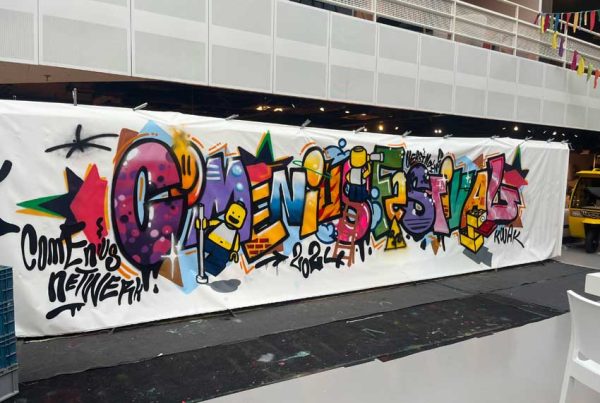 Graffitiwand tijdens Comenius festival