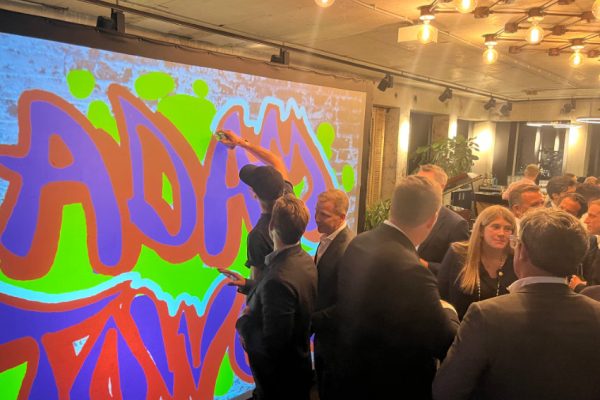 Digiffiti wall tijdens event in A’DAM Toren