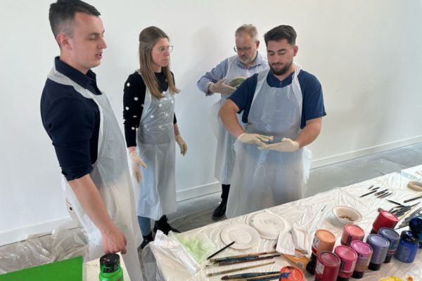 01f6f390-4060-43d0-be4e-d72b6ff4eebc