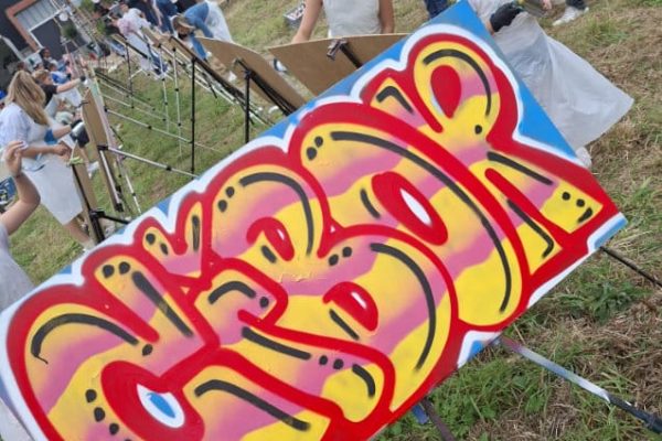 313364be-f3d1-4708-9e26-c4f2a6e3680d