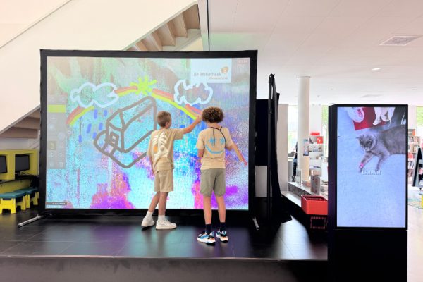 Digitaal sprayen tijdens event bieb Rivierenland