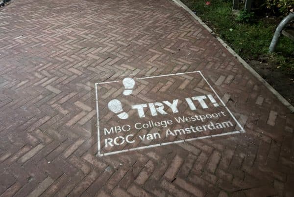 Tijdelijke buitenreclame open dag MBO college
