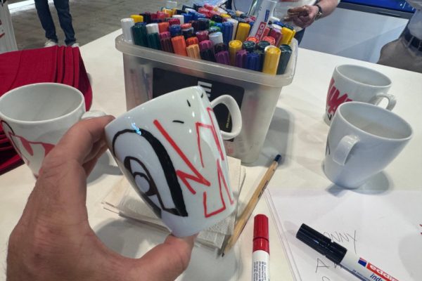 Customizen tijdens ALSO event