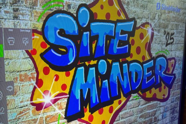 SiteMinder digitale graffiti wand in Berlijn