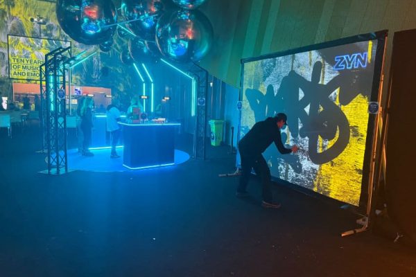 ZYN graffitiwall Polaris festival Verbier