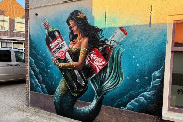 Muurschildering buiten in Lemmer