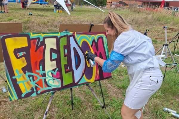 b0149227-5e60-4b66-bc7f-cbd18eb28fc3